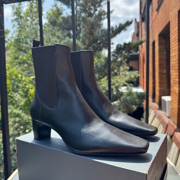 New Reformation Romina Ankle Boot Heeled Black Leather 9.5 - Picture 6 of 13